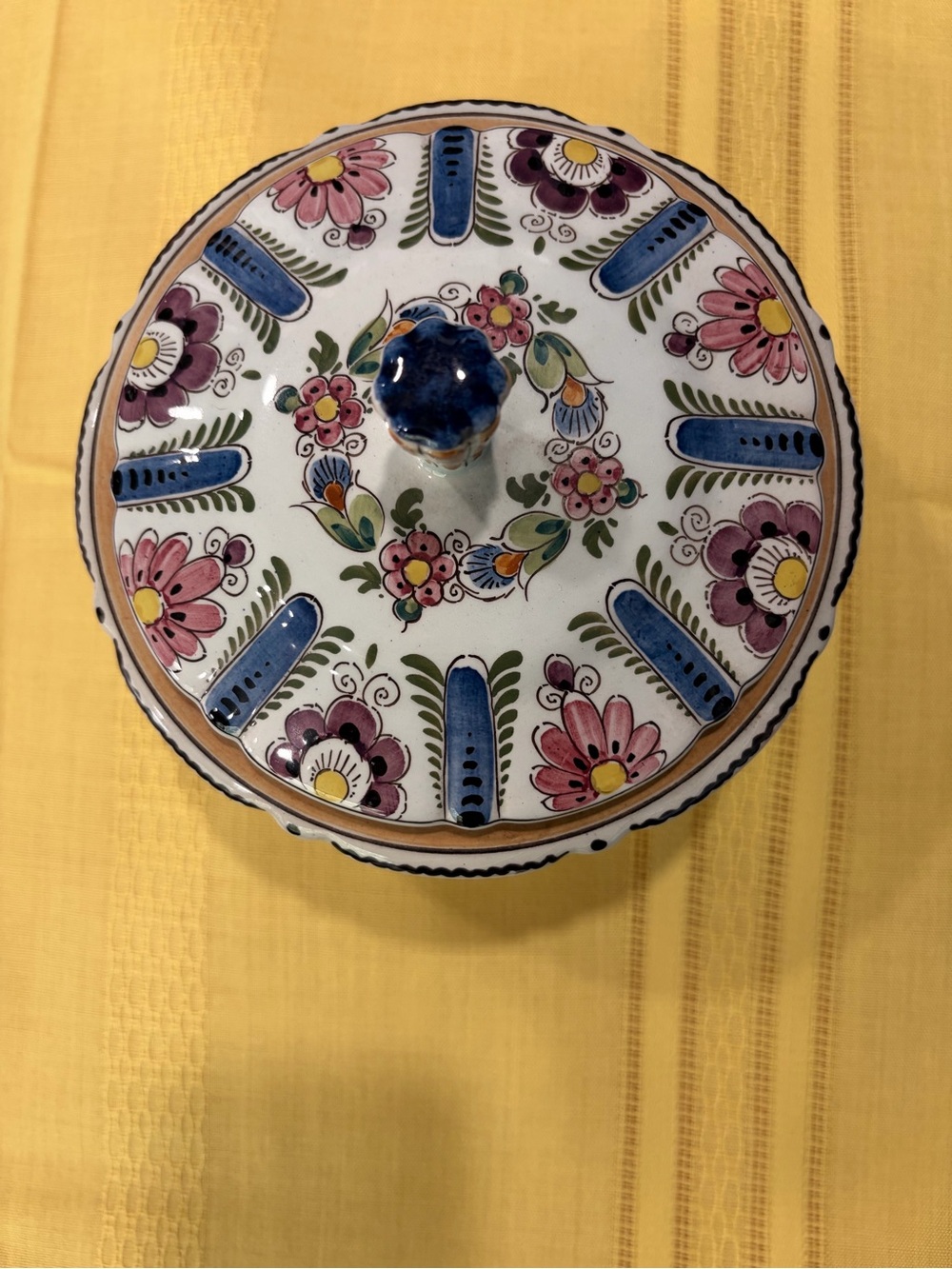 ✨ Vintage V.S. Delft Polychrome Lidded Bowl - Handpainted Holland 1005 ✨